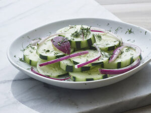 cucumber salad with red onions